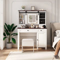 Coiffeuse de 105,99 cm de large avec 4 tiroirs et 1 placard