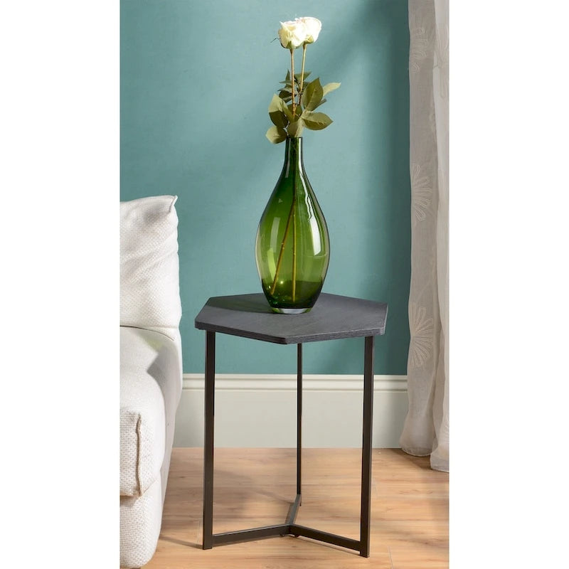 Table d'appoint hexagonale avec plateau finition bois foncé et base en métal