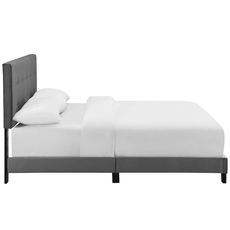 Lit Queen-size en velours rembourré Copper Grove Belimanastir