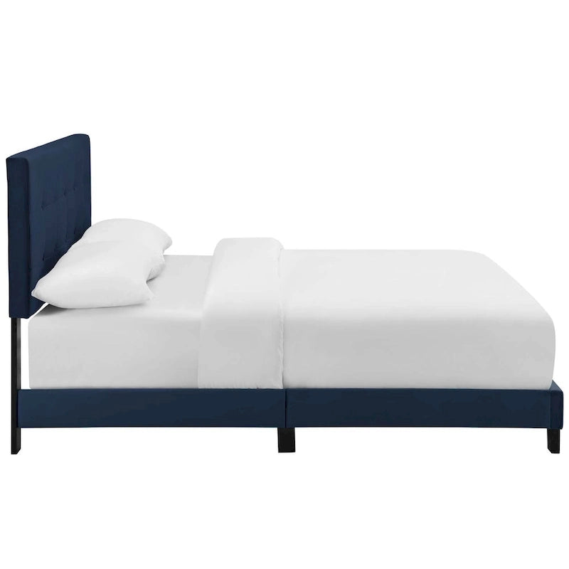 Lit Queen-size en velours rembourré Copper Grove Belimanastir