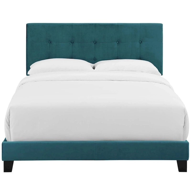Lit Queen-size en velours rembourré Copper Grove Belimanastir